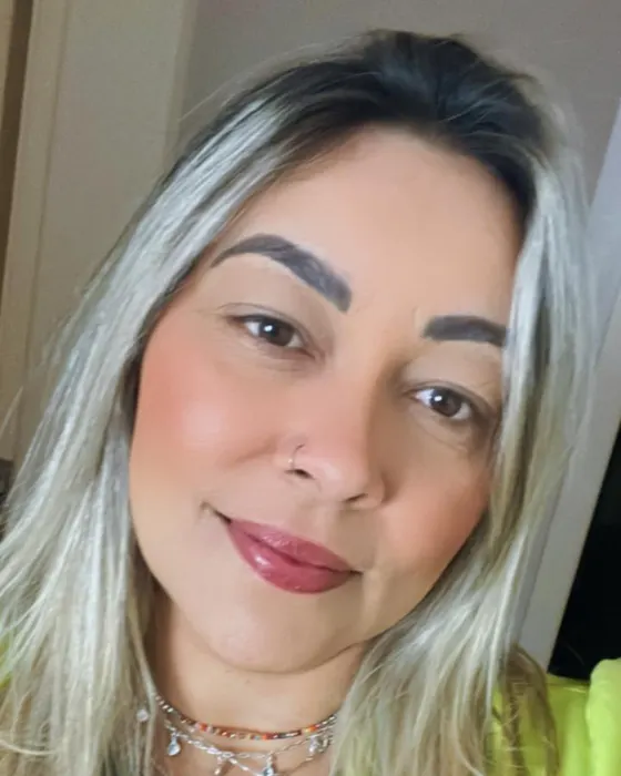 Retrato de Carolina Takacs de Souza