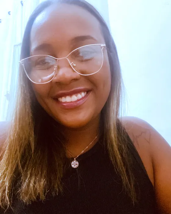 Retrato de Sara Carolina Silva de Souza