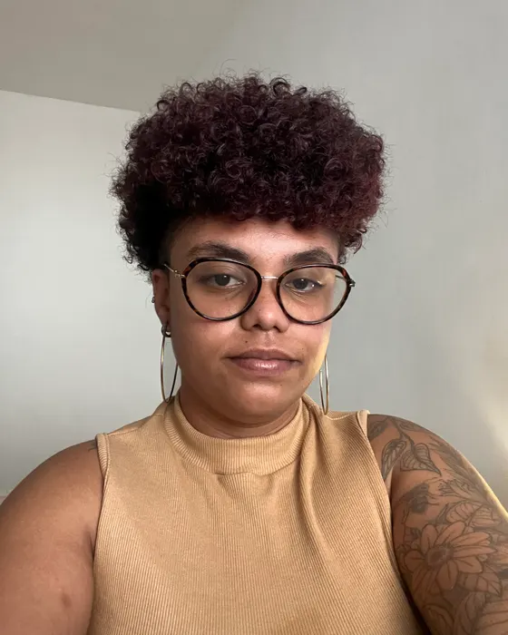 Retrato de Caroline Oliveira