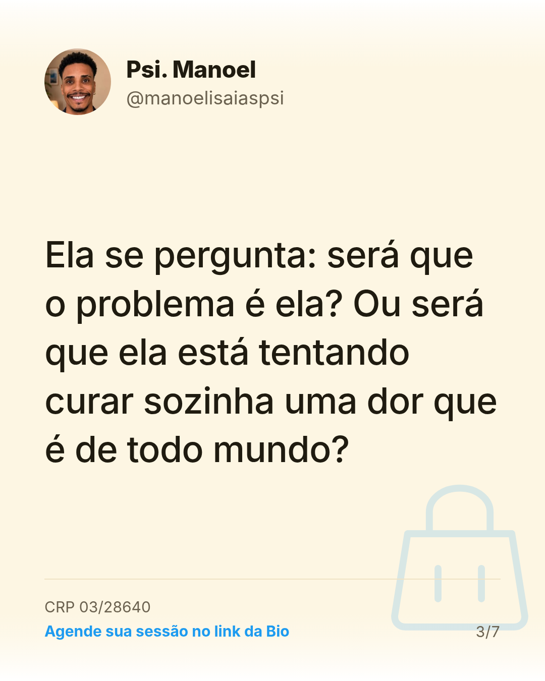 Ela se pergunta: será que o problema é ela? Ou será que ela está tentando curar sozinha uma dor que é de todo mundo?